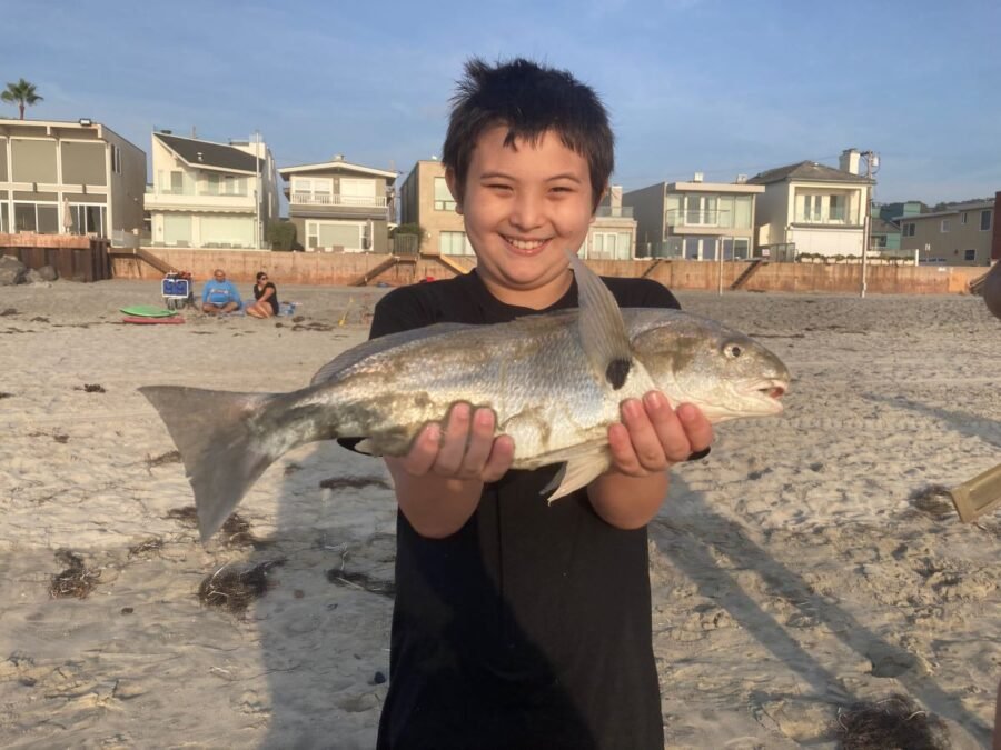 surf fishing del mar beach